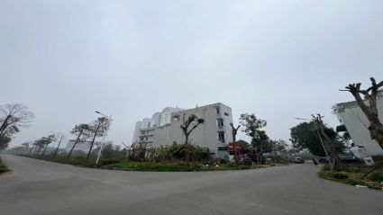 BÁN LIỀN KỀ THANH HÀ B1.4 LK 16 DIỆN TÍCH 85M2 ĐƯỜNG 17M VỊ TRÍ ĐẸP GẦN CHUNG CƯ